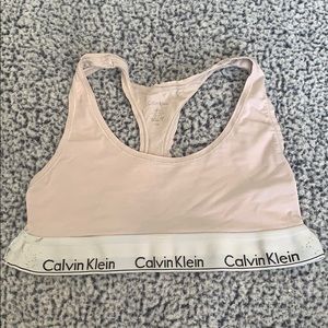 Light pink Calvin Klein bralette!!🎀